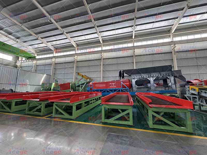 溜槽選寶石設(shè)備